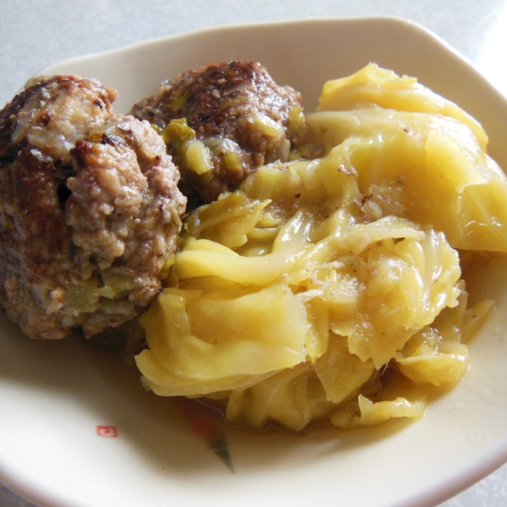 圧力鍋で時短 キャベツとハンバーグのコンソメ煮 レシピ 作り方 By Kitty0727 楽天レシピ